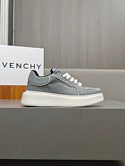 Givenchy thick sole sneakers - 4
