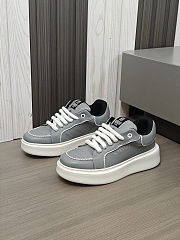 Givenchy thick sole sneakers - 2