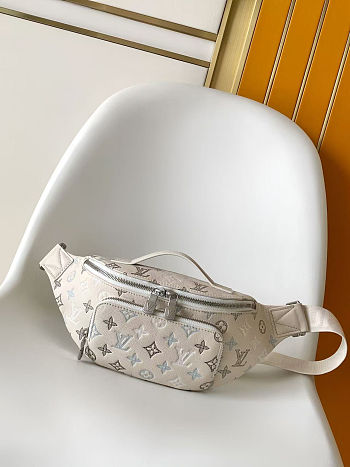 Louis Vuitton Rush Bumbag White 30 x 15 x 8 cm