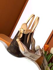 Louis Vuitton Neverfull BB Monogram Beige handbag 24x 14x 9 cm - 2