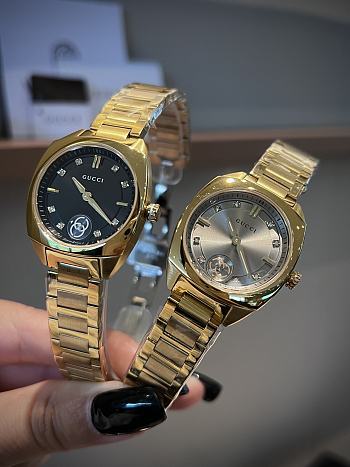 Gucci Interlocking watch 29mm