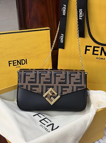 FENDI FF Diamonds Wallet OnChain Brown 22x12x3cm