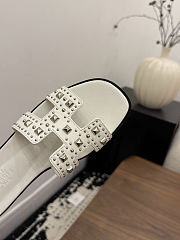 Hermès Oran sandal with studs - 4