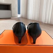 Hermes Calfskin Kiara 40 Pumps Black - 6