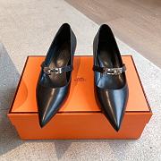 Hermes Calfskin Kiara 40 Pumps Black - 4