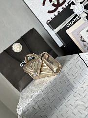Chanel Chevron Clutch Metallic Gold 10x26x5cm - 4