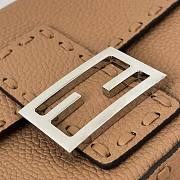 Fendi Baguette Bag Brown 27x15x6cm - 4