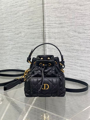 Dior Caro Bucket Bag In Macrocannage Lambskin 14x7x15cm
