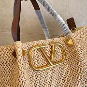 Valentino Garavani Medium Summer Raffia Tote 35x25x17cm. - 6