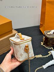 Louis Vuitton Micro Vanity Case 11x14cm - 4