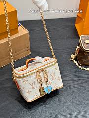 Louis Vuitton Micro Vanity Case 11x14cm - 2