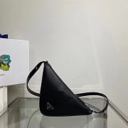 Prada Triangle Leather Zip Shoulder Bag 26x16x5cm - 6