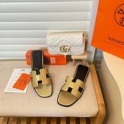 Hermès Oran Sandals Dore Chevre - 4