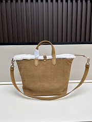 Dior Toujours Shearling Bag 20x22x18.5cm - 3
