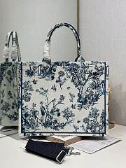 Dior Book Tote in Blue Toile de Jouy Floral Garden Embroidery 42×35×18.5cm - 3