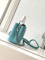 Louis Vuitton Capucines Sky Blue Bag 21 x 14 x 8 cm - 4