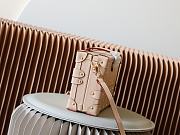 Louis Vuitton Petite Malle Bag 20 x 12.5 x 6 cm - 5