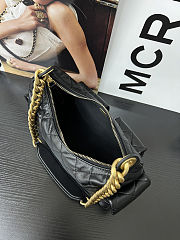 Chanel Shiny Lambskin Quilted Trendy Pockets Hobo 31cm x 15cm x 22cm - 5