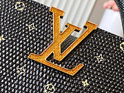  Louis Vuitton Capucines Lizard leather with Monogram studs Bag 27x18x9 cm - 2