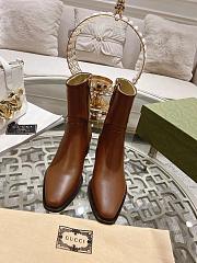 Gucci Leather Round-Toe Slip-On Boots - 5