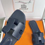 Hermes Oran Women's Flat Navy Blue Slippers - 6