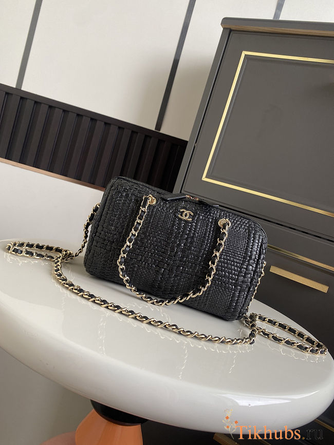 Chanel Clutch classic Raffia Woven Camera Black Bag 11.5x18.5x11cm - 1