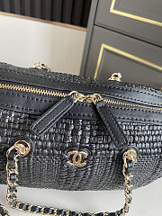Chanel Clutch classic Raffia Woven Camera Black Bag 11.5x18.5x11cm - 2