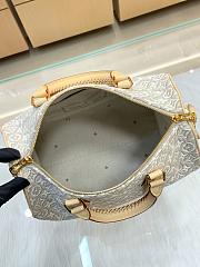 Louis Vuitton Speedy Soft 30 Bag 30x21x17cm - 3