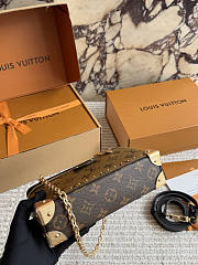 Louis Vuitton Vanity Pouch Trunk 24x11cm - 4