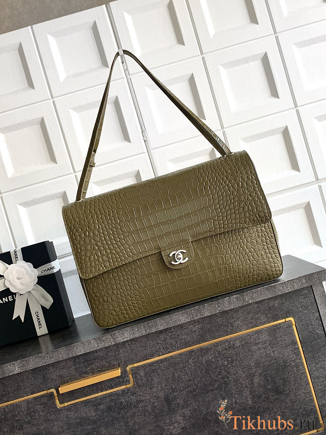 Chanel Maxi Flap Bag in Crocodile-Embossed Calfskin & Silver-Tone Metal Olive Green 39×28×11cm - 1