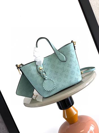 Louis Vuitton Blossom PM Mahina Leather 20x20x12.5cm