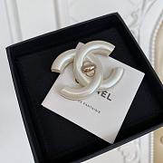 Chanel C24 Oversized CC Pearl Brooch - 1