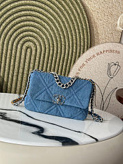  Chanel 19 Flap Bag Denim Blue 26x9x16cm - 1
