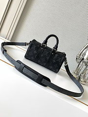 Louis Vuitton Keepall XS Black 21×12×9cm - 4