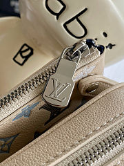 Louis Vuitton Trio Messenger 25x18.5x7cm. - 4