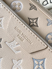 Louis Vuitton Trio Messenger 25x18.5x7cm. - 2