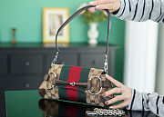 Gucci Horsebit Chain Small Shoulder Bag Beige 11.5x27x5cm - 1