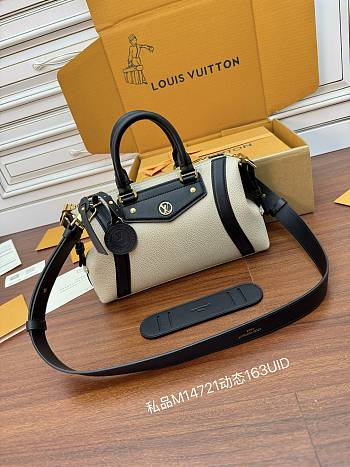 Louis Vuitton Biker PM 30x12x12CM