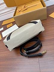 Louis Vuitton Biker PM 30x12x12CM - 5
