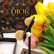 Dior Taribales earrings old-Tone Metal and White Resin Pearls. - 5