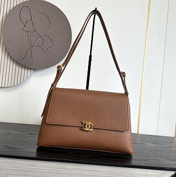 Chanel Grained Calfskin Maxi Flap Bag Brown Gold Hardware 32×20×10cm