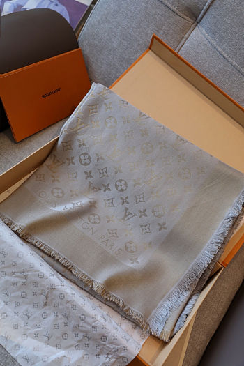 Louis Vuitton Monogram Shine Shawl