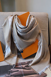 Louis Vuitton Monogram Shine Shawl - 3
