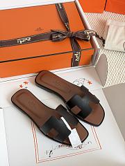 Hermès Oran Sandal Black - 2