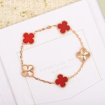 Van cleef & arpels vintage alhambra bracelet 5 motif rose gold, carnelian