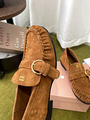  Miu Miu Suede Loafers With Buckle - 4