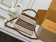  Louis Vuitton Capucines BB Rattan and Cowhide Leather 27 x 18 x 9 cm - 3