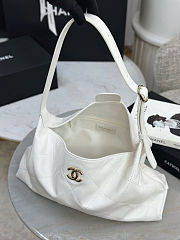 Chanel Ultimate Soft Hobo White Bag 17x35x9cm - 4
