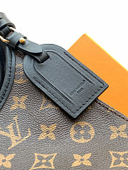 Louis Vuitton The Drop PM Monogram Canvas 28 x 15 x 12  cm - 5