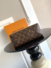 Louis Vuitton The Drop PM Monogram Canvas 28 x 15 x 12  cm - 2